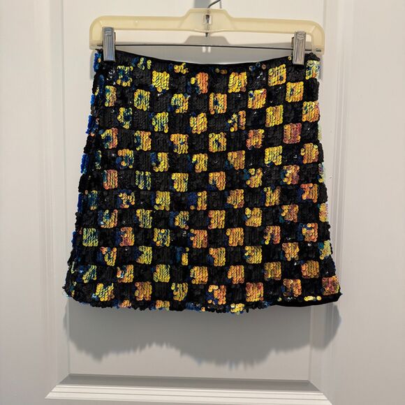 Forever 21 Iridescent Sequin Mini Skirt size Small - Picture 5 of 5